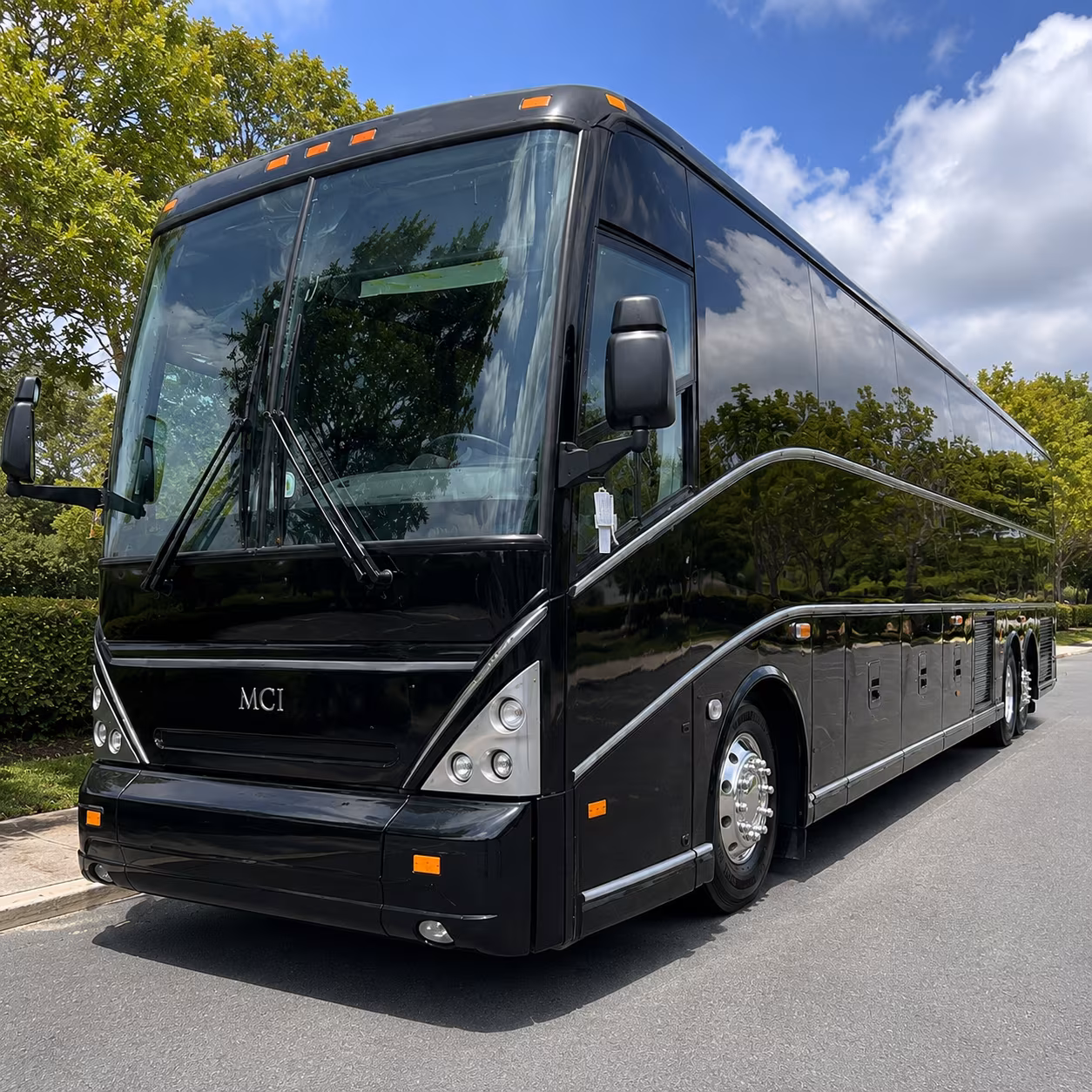 minibus rentals that keep smaller rio rancho prom groups together all night